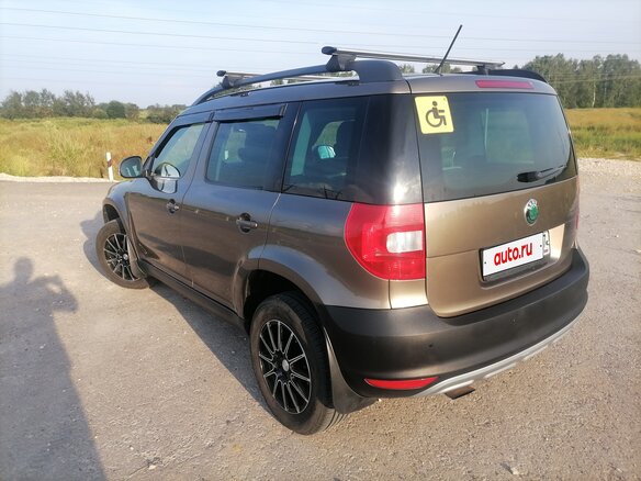 2012 Skoda Yeti I, коричневый, 1000000 рублей - вид 5