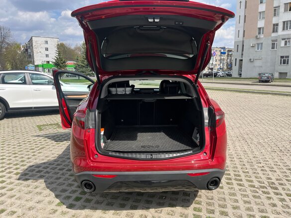 2018 Alfa Romeo Stelvio I, красный, 3500000 рублей - вид 8