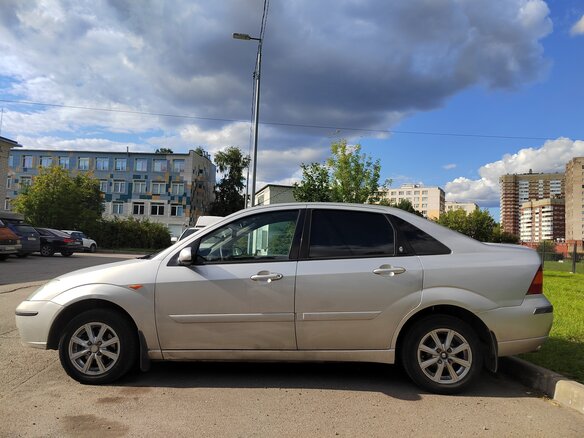 2005 Ford Focus I Рестайлинг, серебристый, 200000 рублей - вид 4