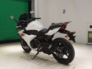 2011 Yamaha XJ6 (FZ6R), белый, 600000 рублей, вид 5