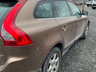 2011 Volvo XC60 I, золотистый, 950000 рублей, вид 4