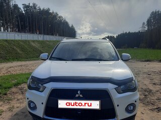2010 Mitsubishi Outlander II Рестайлинг, белый, 1490000 рублей, вид 1