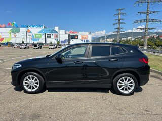 2020 BMW X2 sDrive18i I (F39), чёрный, 2900000 рублей, вид 5