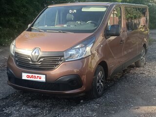 2017 Renault Trafic III, коричневый, 2000000 рублей, вид 4