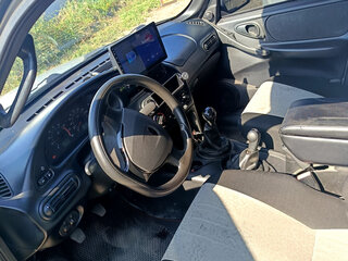 2004 Chevrolet Niva I, серебристый, 290000 рублей, вид 5