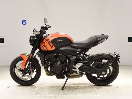 2023 Triumph Trident 660, оранжевый, 545000 рублей, вид 1