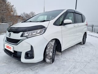 2018 Honda Freed II, белый, 1720000 рублей, вид 3