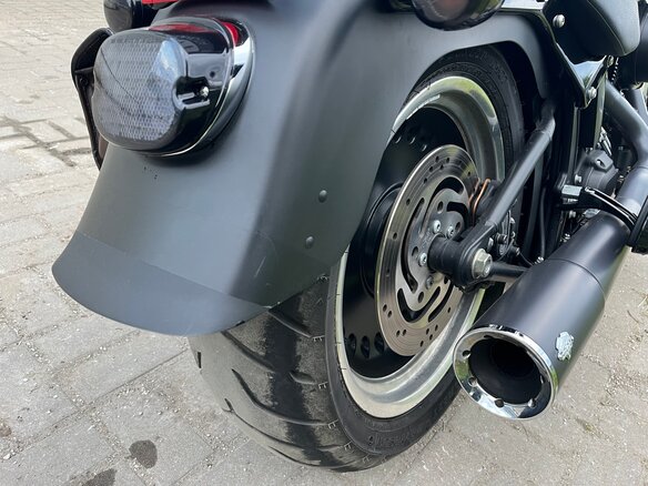 2015 Harley-Davidson Fat Boy, чёрный, 1500000 рублей - вид 14