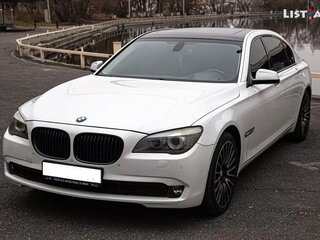 2010 BMW 7 серии Long 750Li xDrive V (F01/F02/F04), белый, 1890000 рублей, вид 3
