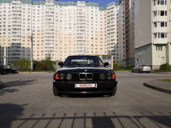 1992 BMW 5 серии 525i III (E34), чёрный - вид 3