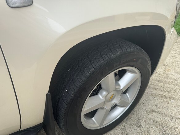 2012 Chevrolet Tahoe 6AT III, белый, 2680000 рублей - вид 19