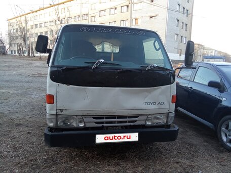 1996 Toyota Toyoace, белый, 950000 рублей, вид 1