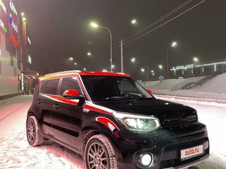2017 Kia Soul II Рестайлинг, красный, 1750000 рублей, вид 2