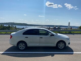 2015 Skoda Rapid I, белый, 910000 рублей, вид 2