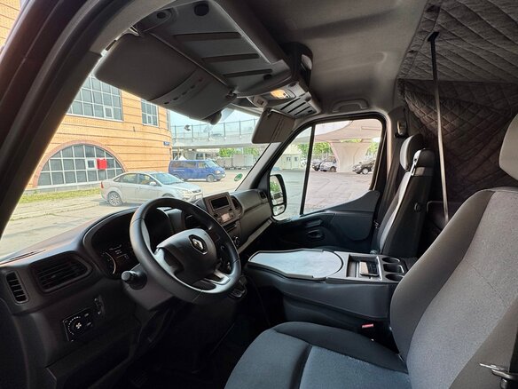 2020 Renault Master, чёрный, 2750000 рублей - вид 16