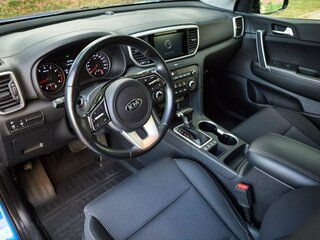 2019 Kia Sportage IV Рестайлинг, синий, 2950000 рублей, вид 5