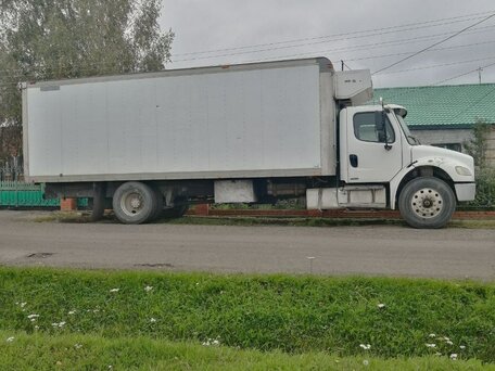 2004 Freightliner Business Class (M2), белый, 2000000 рублей, вид 1