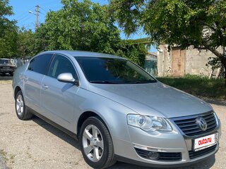 2010 Volkswagen Passat B6, серебристый, 870000 рублей, вид 4