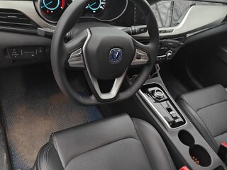2022 Changan Eado EV460 52.5 kWh II, белый, 1900000 рублей, вид 5