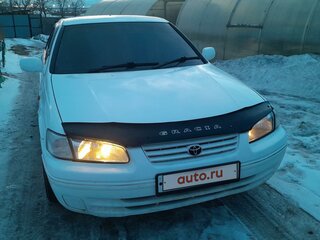 1999 Toyota Camry IV (XV20) Рестайлинг, белый, 570000 рублей, вид 4