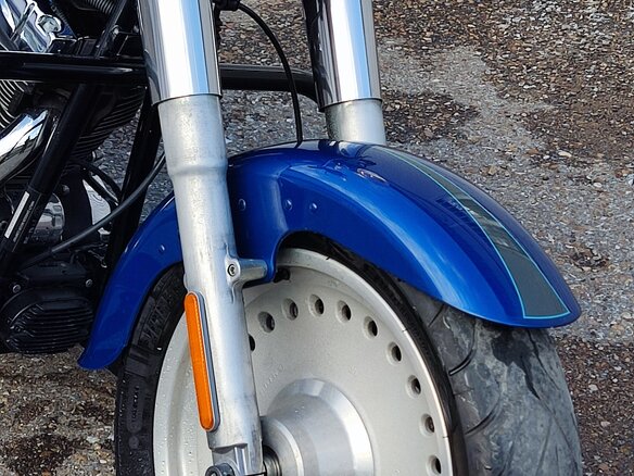 2009 Harley-Davidson Fat Boy, синий, 1150000 рублей - вид 14