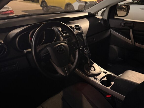 2011 Mazda CX-7 I Рестайлинг, белый, 830000 рублей - вид 3