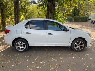 2014 Renault Logan II, белый, 400000 рублей, вид 5