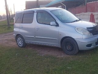 2003 Toyota FunCargo, серый, 450000 рублей, вид 3