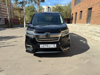 2018 Honda Stepwgn V Рестайлинг, чёрный, 2640000 рублей, вид 2