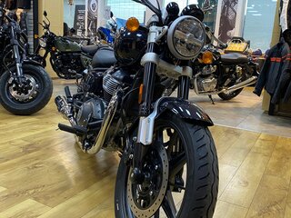 2026 Royal Enfield Super Meteor, чёрный, 755000 рублей, вид 2