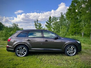 2016 Audi Q7 II (4M), коричневый, 4950000 рублей, вид 4