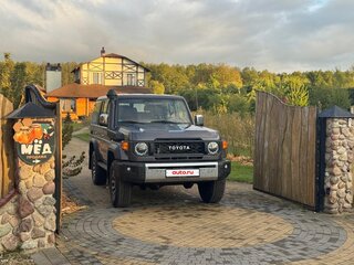 2024 Toyota Land Cruiser 78 70 Series Рестайлинг 2, серый, 12820625 рублей, вид 2