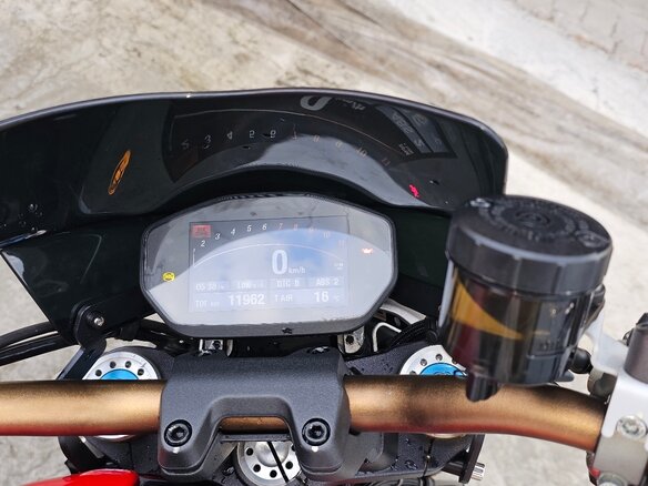 2015 Ducati Monster 1200, красный, 1000000 рублей - вид 9