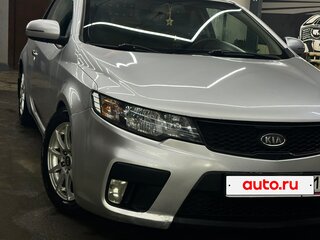 2011 Kia Cerato Koup II, серебристый, 1200000 рублей, вид 2