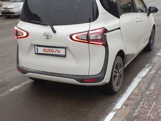2016 Toyota Sienta II, белый, 1650000 рублей, вид 2