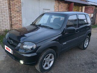 2011 Chevrolet Niva I Рестайлинг, чёрный, 470000 рублей, вид 1