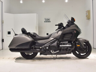 2017 Honda GL 1800 Gold Wing, серый, 1600000 рублей, вид 1