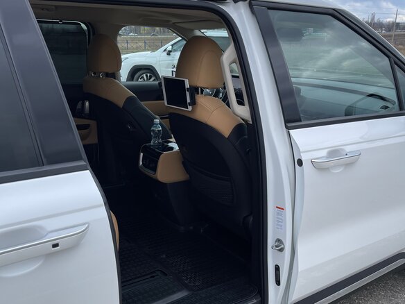 2022 Kia Carnival IV, белый, 4200000 рублей - вид 18