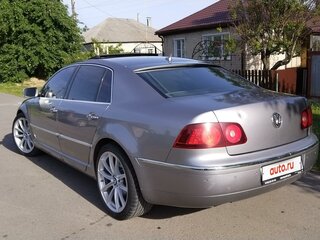 2009 Volkswagen Phaeton I, серый, 1100000 рублей, вид 3