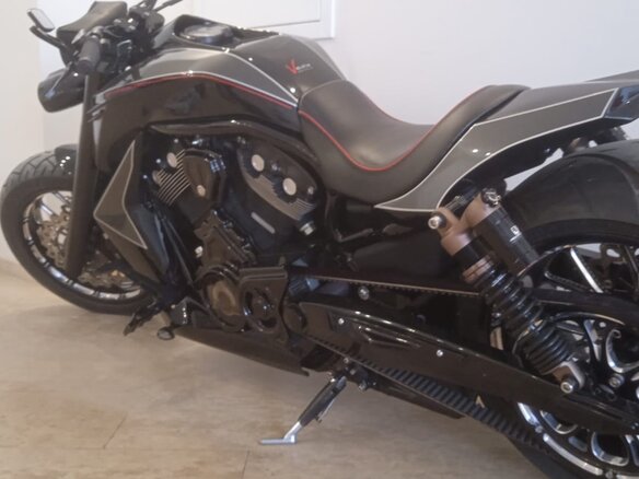 2013 Harley-Davidson V-Rod Muscle, чёрный, 5000000 рублей - вид 5