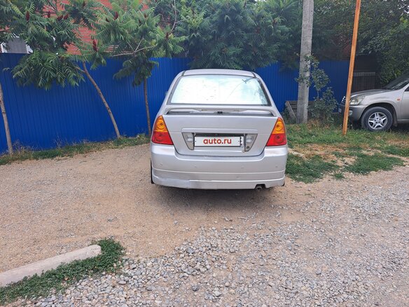 2003 Suzuki Aerio, серебристый, 550000 рублей - вид 2