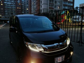 2016 Honda Stepwgn Spada V, чёрный, 2050000 рублей, вид 5
