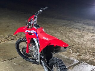 2024 Honda CRF 250R, красный, 900000 рублей, вид 2