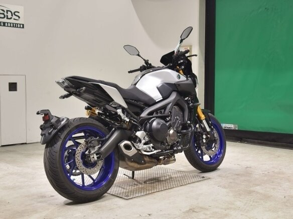 2020 Yamaha MT-09 (FZ-09), серый, 990000 рублей - вид 10