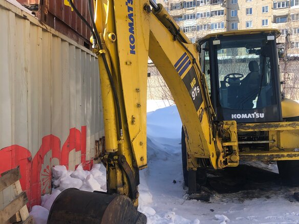 2010 Komatsu WB97S-5, 6100000 рублей - вид 2