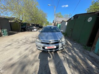 2008 Opel Astra GTC H Рестайлинг, серебристый, 550000 рублей, вид 2