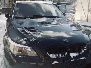 2004 BMW 5 серии 545i V (E60/E61), чёрный, 1550000 рублей, вид 1
