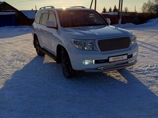 2011 Toyota Land Cruiser 200 Series, белый, 3857000 рублей, вид 4