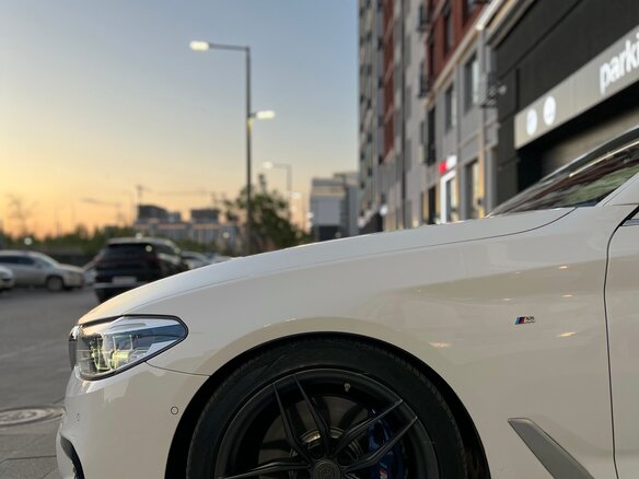 2018 BMW 5 серии 530i xDrive VII (G30/G31/G38), белый, 4575000 рублей - вид 37