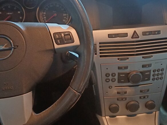 2010 Opel Astra GTC H Рестайлинг, серый, 520000 рублей - вид 8